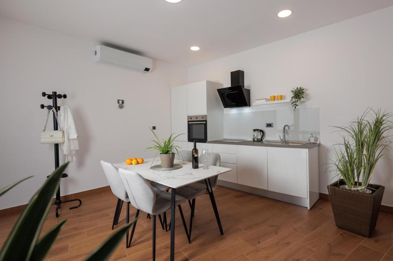 Terra 5 Deluxe On The Ground Floor With Private Parking *