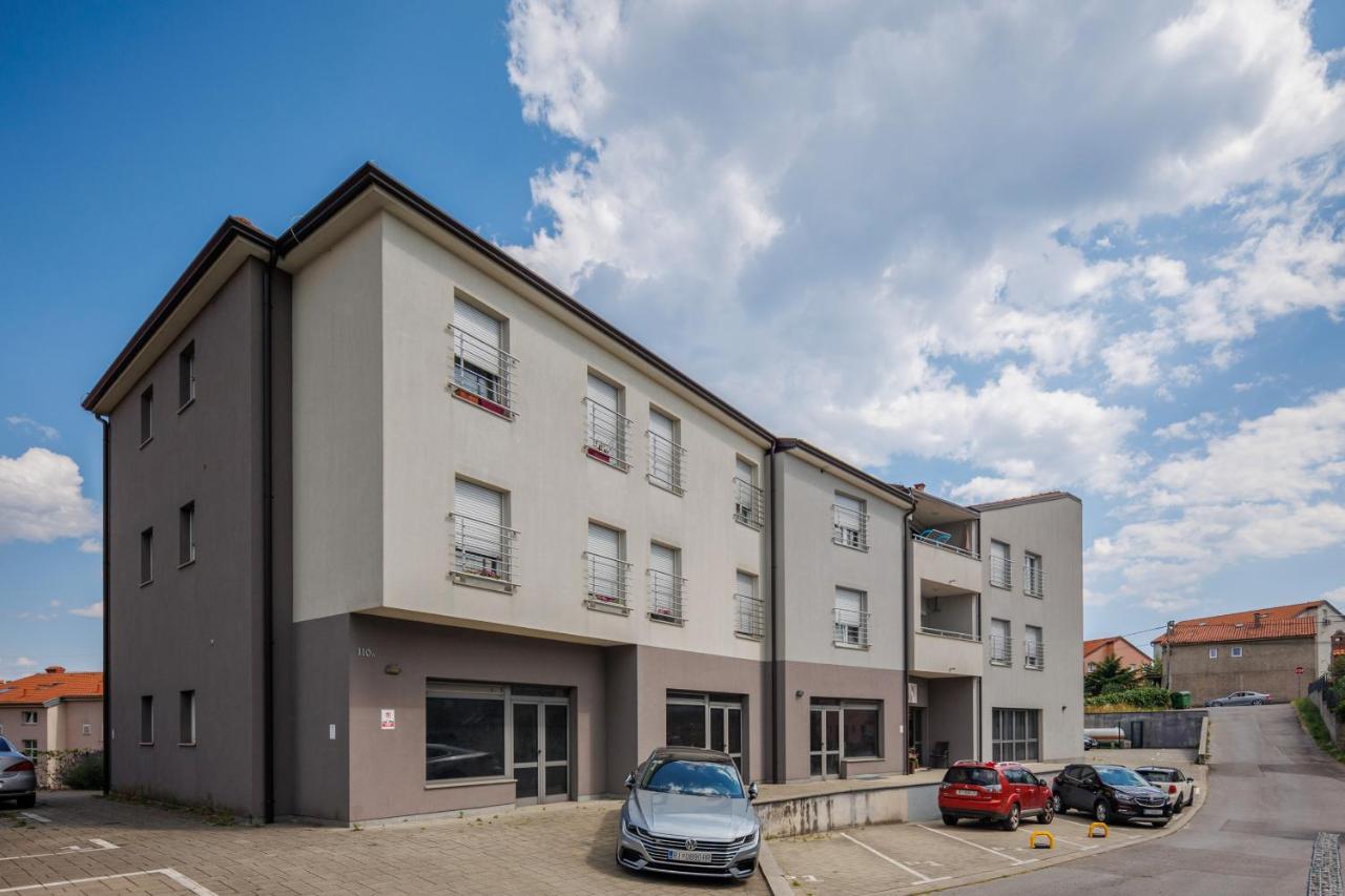 Terra 5 Deluxe On The Ground Floor With Private Parking * Rijeka